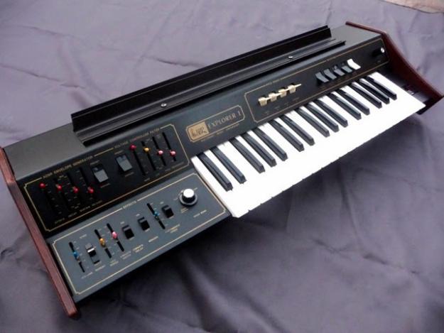 ARP EXPLORER analógico Moog Yamaha Odyssey