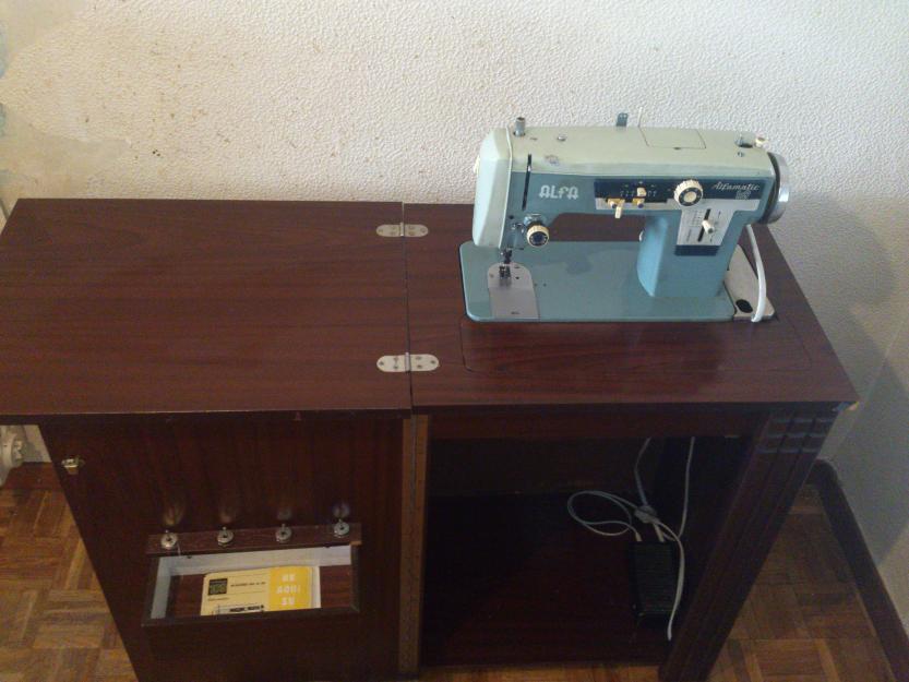 maquina de coser alfa 109 con mueble