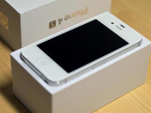 iPhone 4s 16gb blanco seminuevo. (6 meses)
