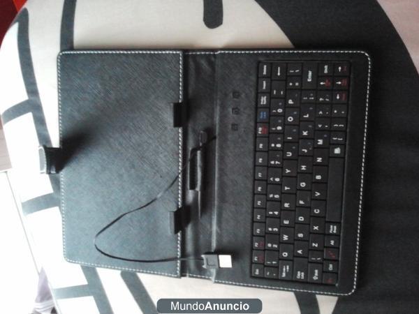 Se vende tablet wondermedia wm8650, con memoria externa de 2GB y funda con teclado usb