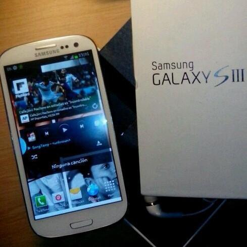 Samsung Galaxy S3 libre impoluto + regalos