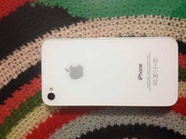 Iphone 4s 16gb blanco vodafone, con garantía hasta mayo 2013!