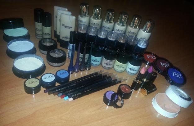 Lote maquillaje Cazcarra ¡prácticamente nuevo!