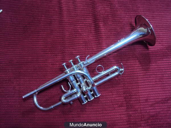 Vendo trompeta en Mi b/Re Yamaha Custom