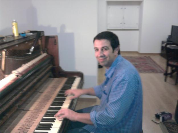 AFINADOR DE PIANOS HUELVA 635470344