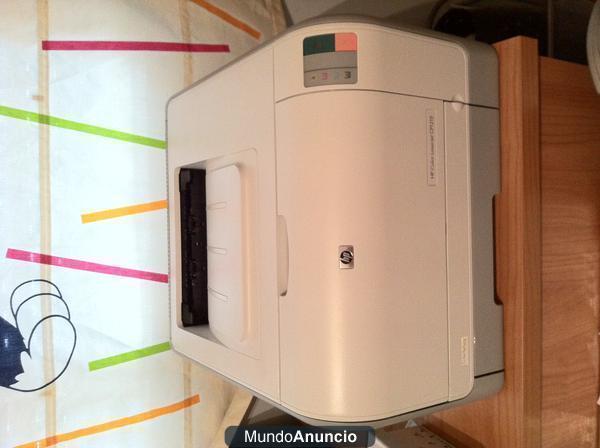 Vendo impresora Laser color HP CP1215