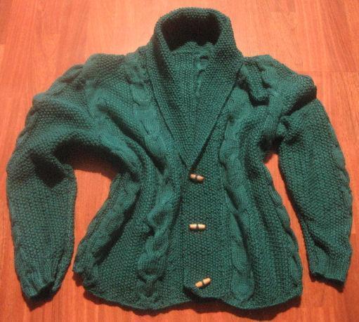 Chaqueta artesanal verde esmeralda con cuello esmoquin