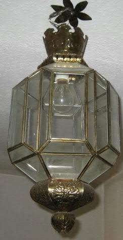 Farol de cristal con armazon metalico
