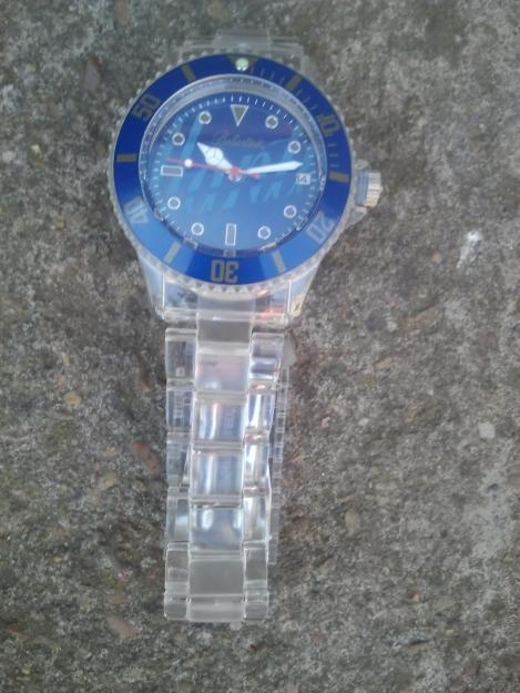 reloj de pulsera con correa transparente, !a estrenar!
