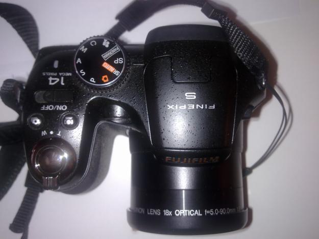 SEMIREFLEX FUJIFILM FINEPIX S2800 HD-NUEVO