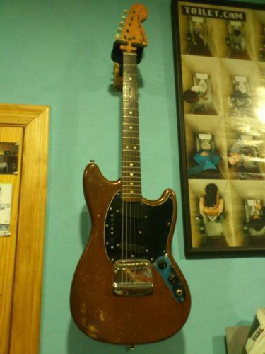 Fender Mustang 1975 Vintage