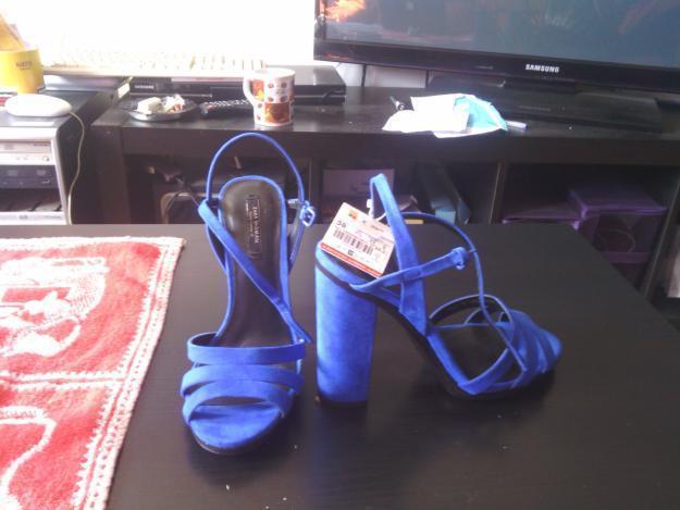 Zapatos azul tacon zara