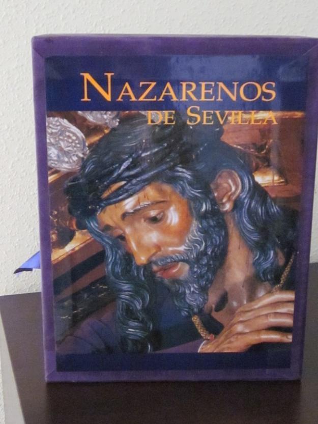 063-Nazarenos de Sevilla