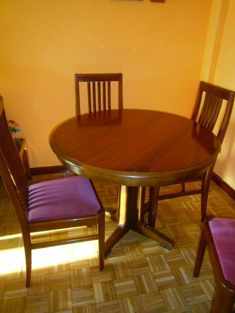 120 eur. mesa redonda de comedor + 4 sillas