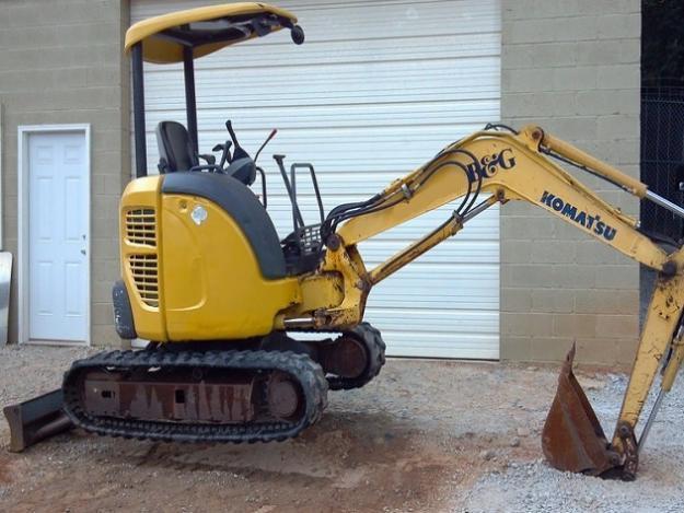 2005 KOMATSU - PC27MR-2