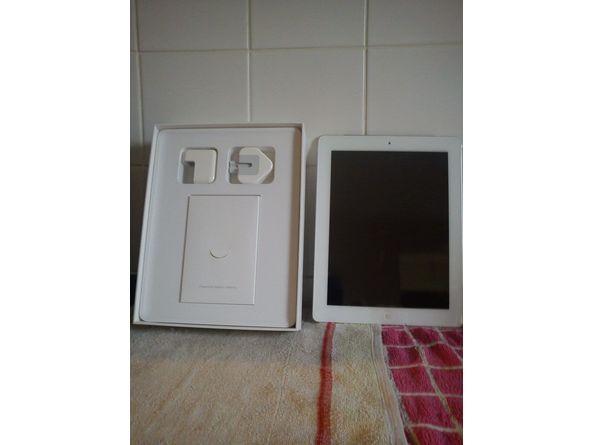 Apple iPad 64GB, Wi-Fi + 3G, NUEVO