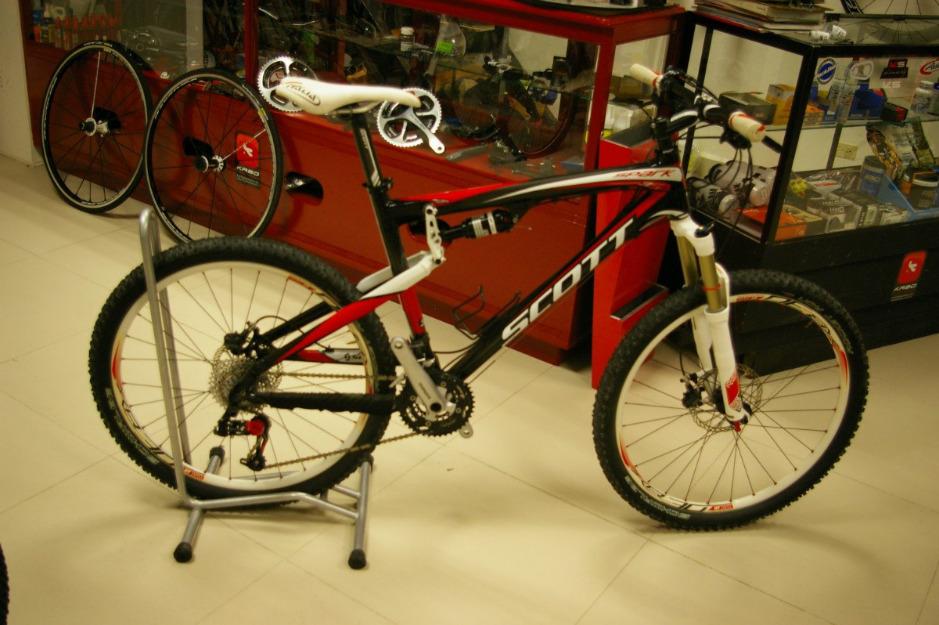 Bicicleta De Montaña Nueva, Marca Scott Cuadro Carbono