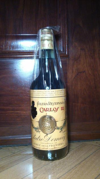 Botellas carlos iii solera reservada sello 4 pesetas celofan original