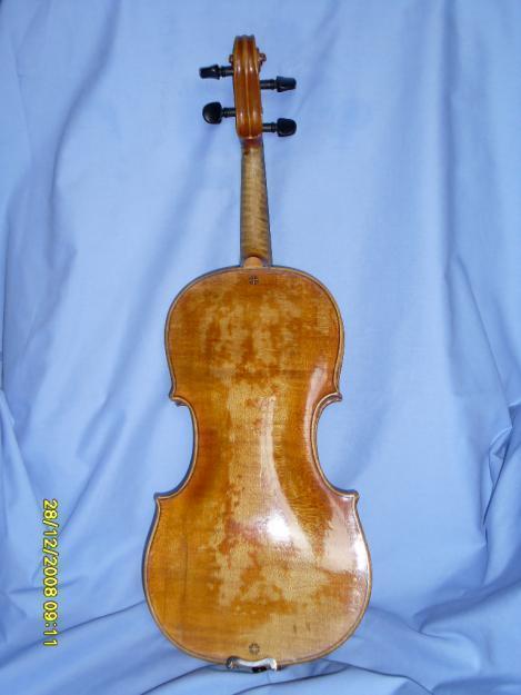 coleccione de violines,violas y violoncello