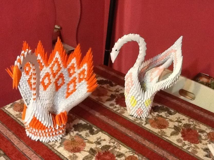 Decoracion de figurinas de papeles origami