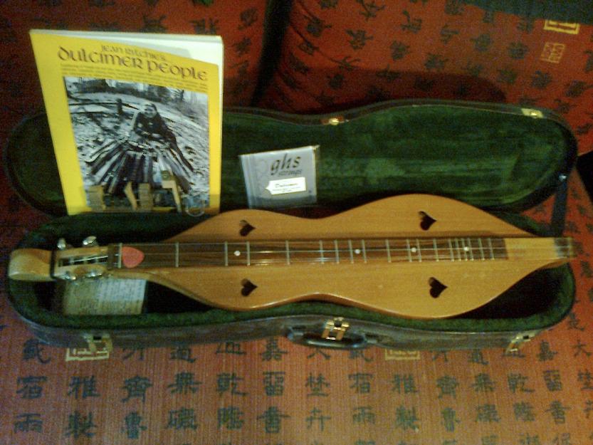 Dulcimer Black mountain.