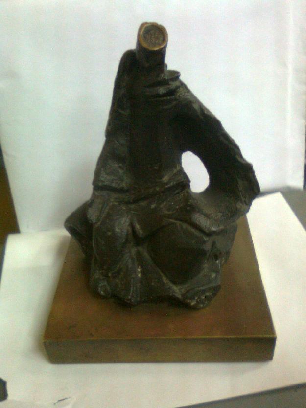 escultura de bronce