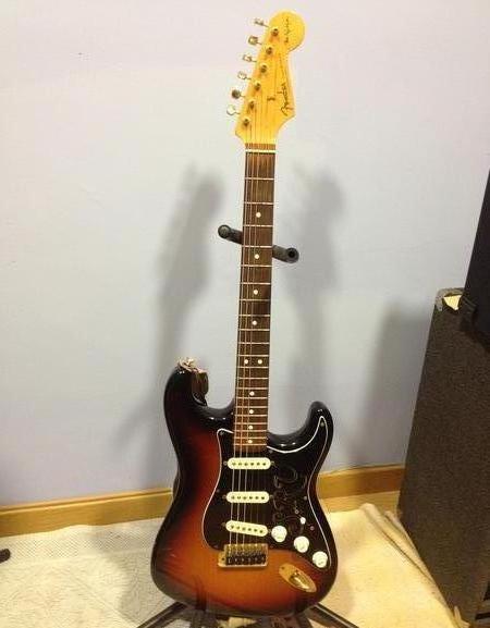 Guitarra eléctrica Fender Stratocaster SRV