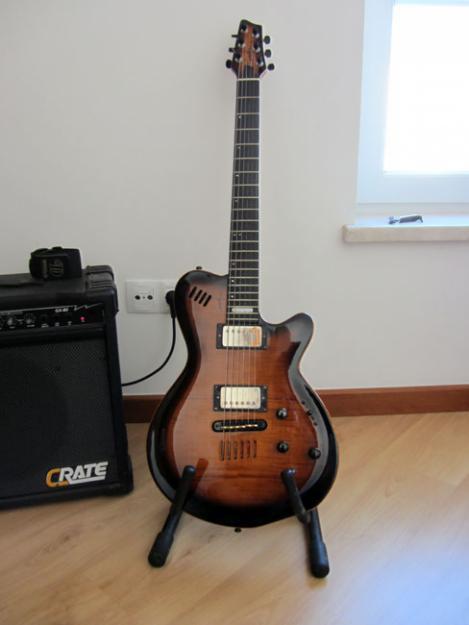 Guitarra Godin LGX-SA + Estuche duro + Amp. Crate GX-80