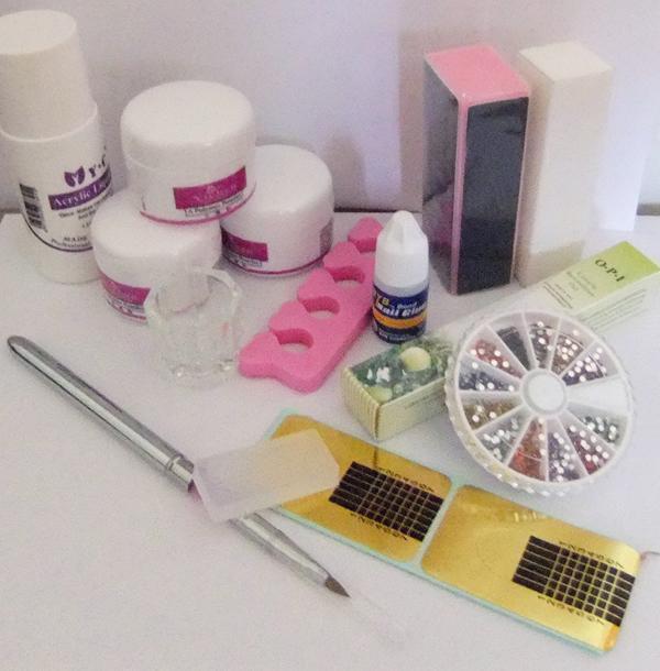 KIT UÑAS DE PORCELANA PROFESIONALES Y DE INICIACIÓN desde 34 euros