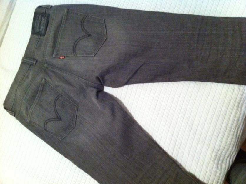 Levis 511 gris