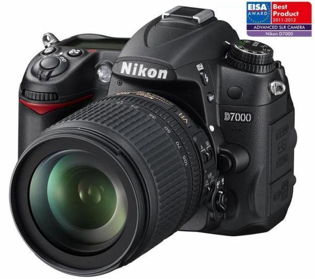 Nikon D7000 con 18-105 VR