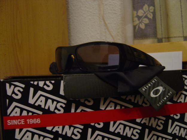 Oakley Gascans (Negro) 40 euros con lentes nuevos (authentic Oakley replacements)