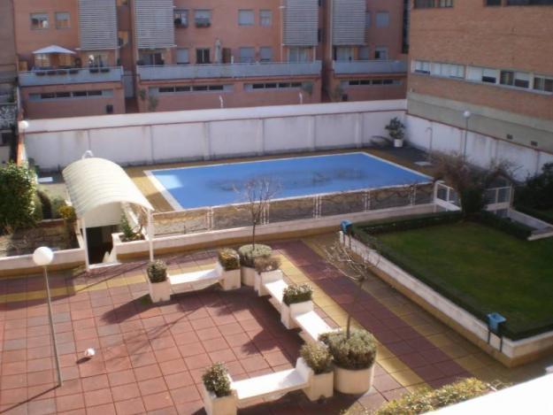 Oportunidad. excelente piso totalmente exterior con piscina junto a avenida ciudad de barc