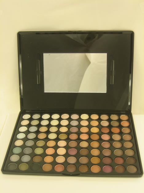 Paleta 88 colores eyeshadow MAC profesional.