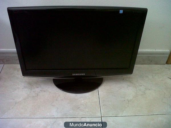 pantalla de ordenador samsung syncmaster 933 HD 19\'\'economica por motivo de viaje vendo