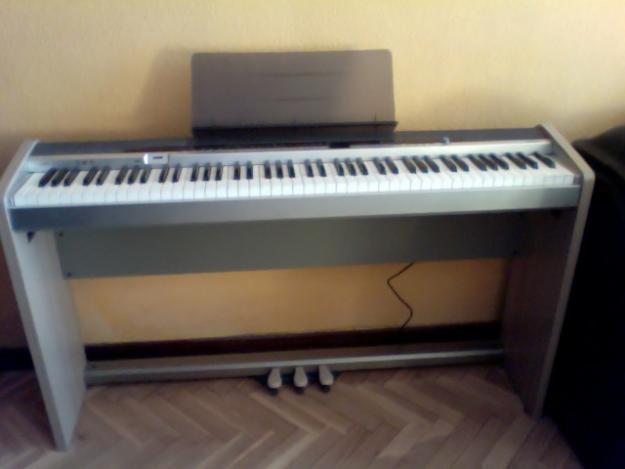 Piano Casio Privia PX-200