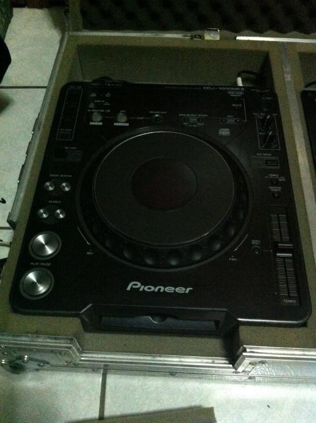 Pioneer Cdj1000 Mk2 Y Mixer Djm700 Con Case, Como Nuevos