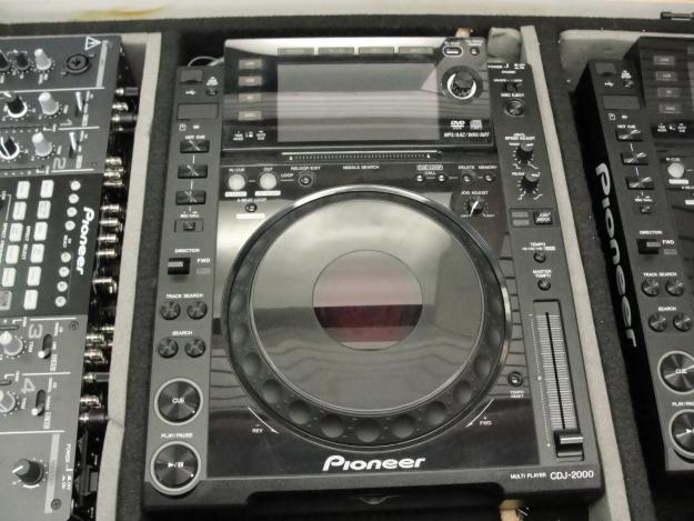 Pioneer DJM-2000 y 2 CDJ-2000 DJ CD