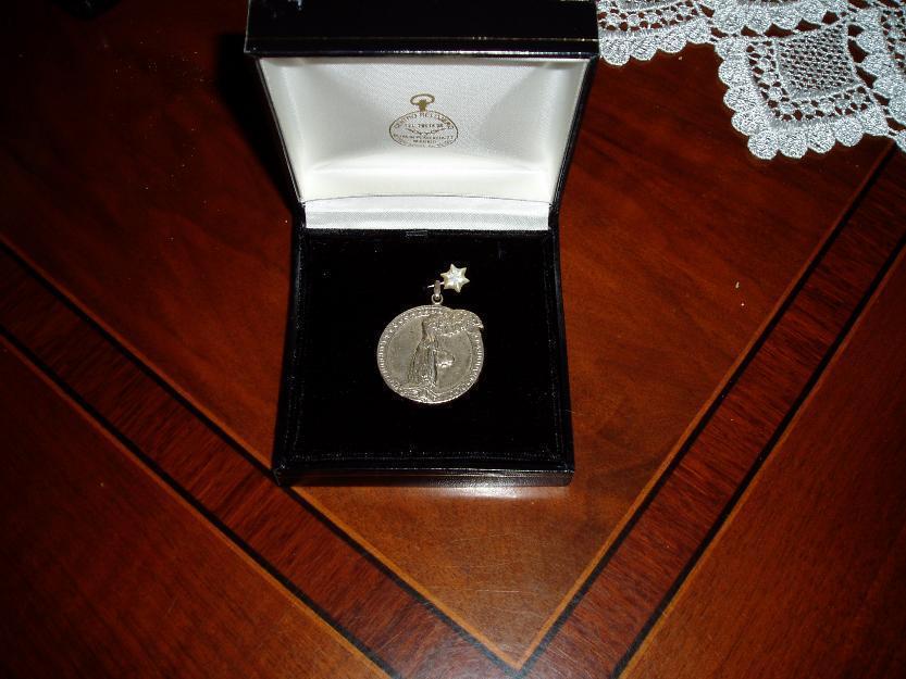 Premio Concurso de Licores 1926, Medalla de Plata Pura