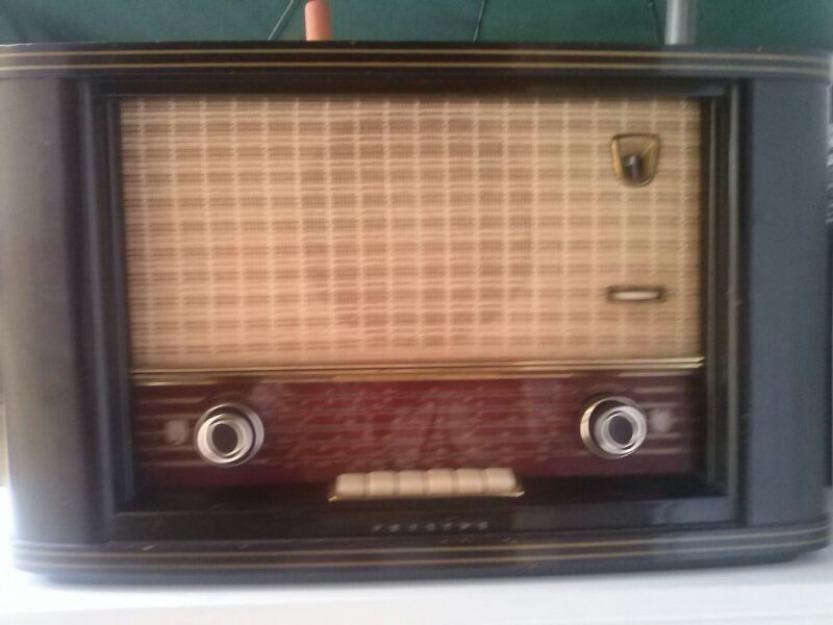 Radio antigua philips