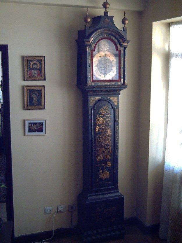 Reloj antiguo de pared