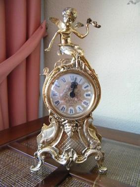 Reloj de bronce