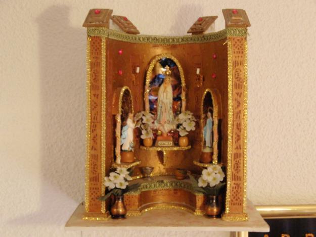 Retablos y altares realizados en corcho