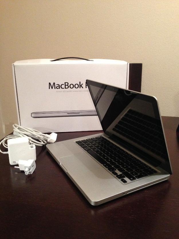 Se vende MacBook Pro 13 pulgadas LED-blacklit widescreen notebook