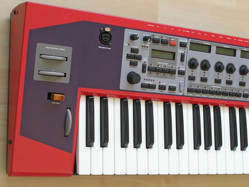 Sintetizador Clavia Nord Modular G2X + EXTRAS