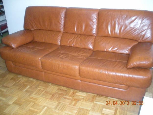Sofa de piel  3 plazas econcomico