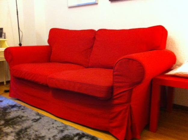Sofa Ektorp de Ikea rojo