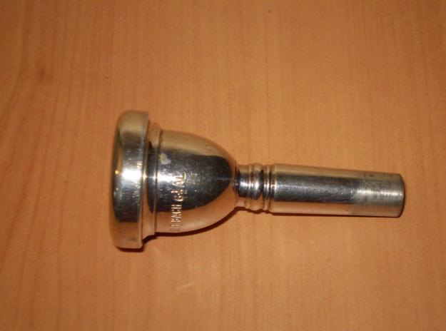 Vendo Boquilla para trombón Vincent Bach 6 ½ AL