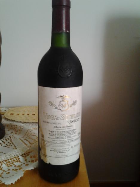 Vendo botella Vega Sicilia Reserva Especial Unico