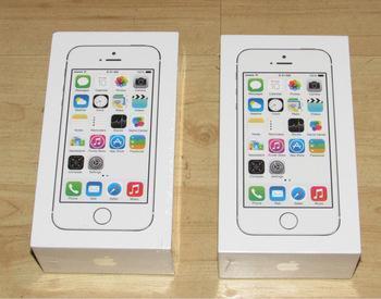Xmas Gift Set: Apple iPhone 5S 5C new unlocked